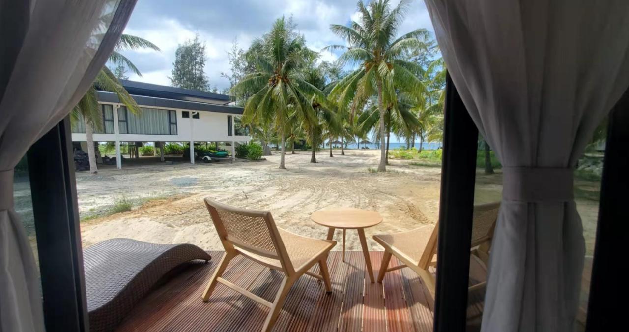 Eagle Bay Retreat Borneo Beach Villas Beach Front Kumbatang Esterno foto